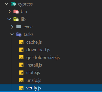 Print da tela do VS Code, em fundo preto, com indicação do caminho onde se encontra o arquivo para fazer o ajuste do timeout. Esse caminho está dentro da pasta node_modules\cypress\tasks e o nome do arquivo é verify.js