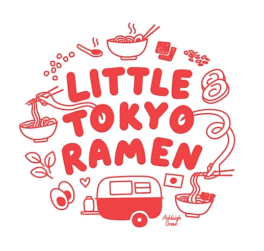 Texto "Little Tokyo Ramen" escrito em cor rosa e caixa alta, cercado por ilustrações de comidas japonesas também em rosa formando um círculo.