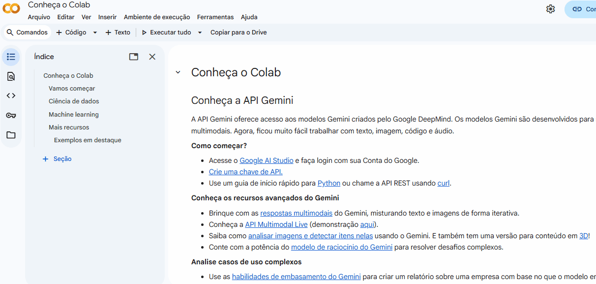 Animação mostrando o processo no Google Colab. Primeiro, o usuário abre o menu superior “Arquivo” e seleciona “Fazer upload de notebook”, é aberto uma janela "Abrir notebook" com um botão centralizado "Procurar", ele clica nesse botão. É aberto o explorador de arquivos, é selecionado o arquivo Curso_de_Estatística_Parte_1.ipynb e o notebook é carregado no colab. Em seguida, avança para a etapa de envio da base de dados: o usuário abre o painel lateral clicando no ícone de pasta e depois clica no ícone de upload (seta para cima). É aberto o explorador de arquivos windows e ele seleciona o arquivo dados. O arquivo é carregado no ambiente do notebook.