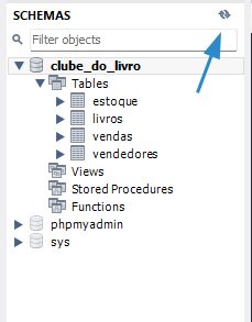 Recorte de tela da aba navigator do MySQL Workbench, mostrando o schema clube do livro. uma seta azul aponta para o botão de atualizar.