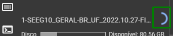 Captura de tela ddo google colab mostrando um arquivo chamado "1-SEEG10_GERAL-BR_UF_2022.10.27-FI..." com um ícone giratório de carregamento próximo a ele, indicando que o arquivo está em processo de upload ou download.