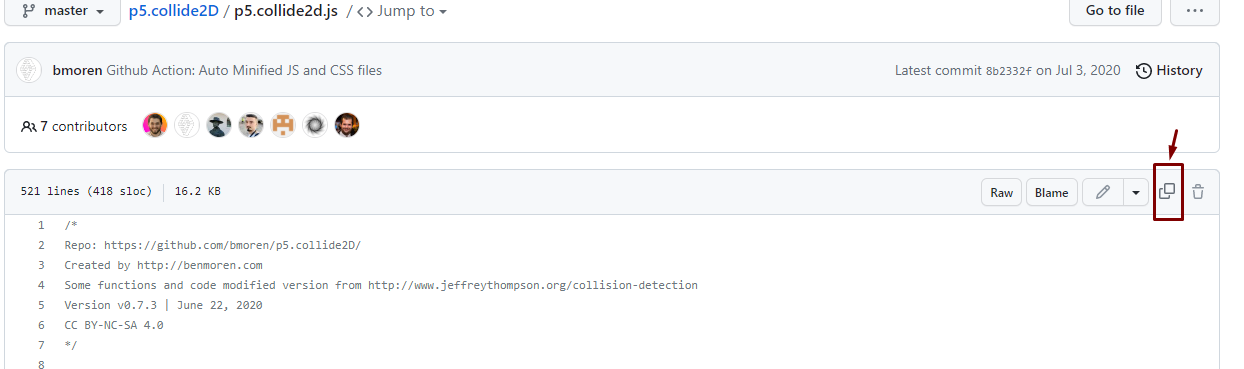 Print da tela do github, contendo o material do p5.collid2d.js mostrando o icone de copiar destacado pela seta vermelha e uma seta.