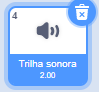 Captura de tela do programa Scratch, um recorte de uma opção da aba sons, representado por um quadrado branco de bordas azuis e dentro dele tem um símbolo de auto falante na cor cinza, na parte inferior do quadrado tem uma faixa azul escrito trilha sonora e embaixo dois minutos em formato numérico, na cor branca. No canto superior esquerdo tem o número quatro na cor cinza e no canto superior direito uma lixeira branca dentro de um círculo azul.