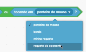 Print da tela do jogo Scratch mostrando as opções que podem ser selecionadas do bloco azul tocando em ponteiro do mouse.