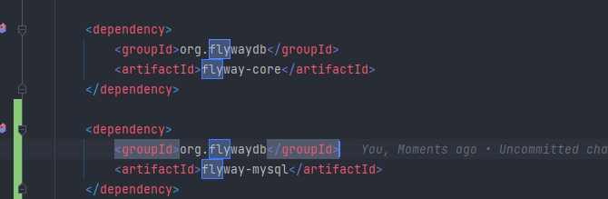 arquivo pom com duas dependências referentes a flywaydb 