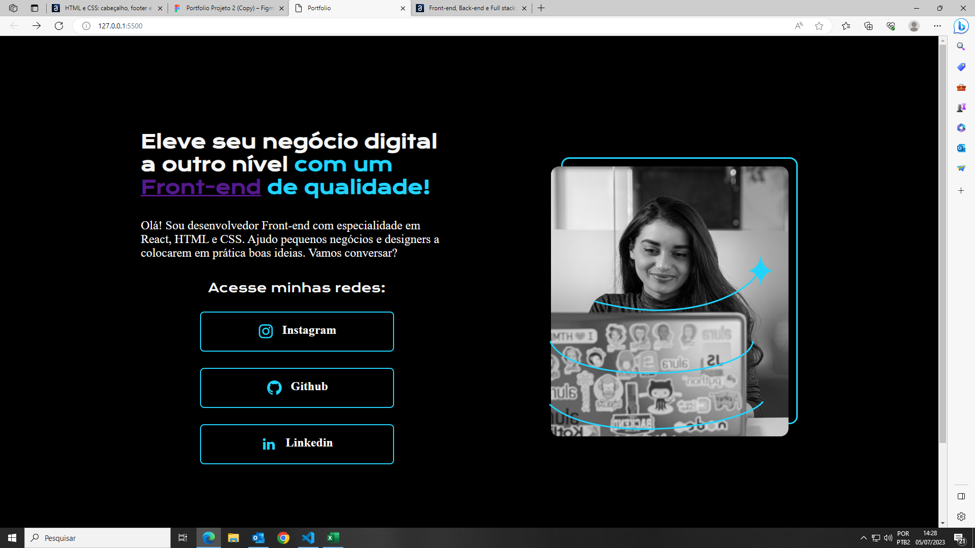 Onde está destacado com a cor roxa, abre para um link de um site falando sobre front-end, e queria brincar com a função para ver como ela reagiria alterando de cor, mas  não consegui realizar as alterações