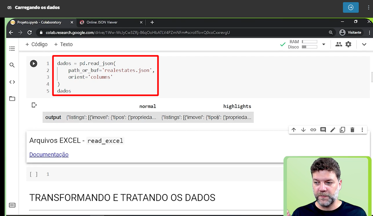 Imagem da tela do professor no minuto 8:58 da aula citada acima. Nessa parte o professor faz a importação dos dados utilizando o orient = 'columns'