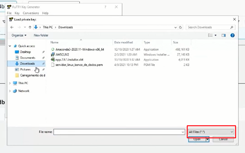 Explorador de arquivos do windows para realizar o upload de um arquivo com extensão .pem no programa PuTTY com a opção All Files ( * . * ) selecionada