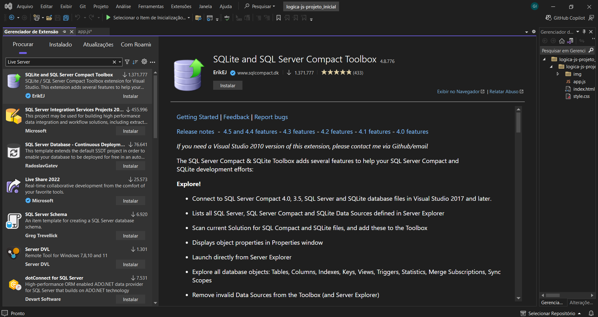 Captura de tela do programa Visual Studio Code com a guia "Extensões" aberta mostrando resultados da pesquisa "Live Server".