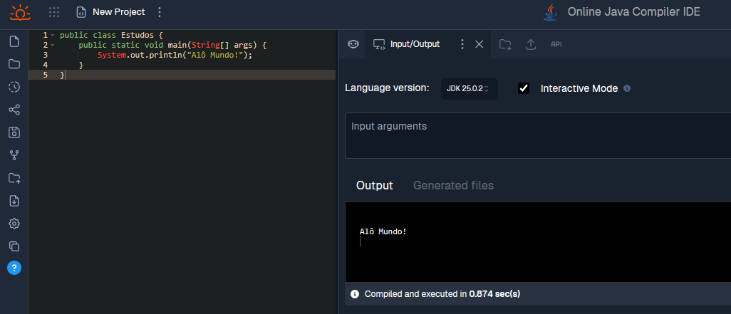 Código em Java sendo executado em uma IDE online