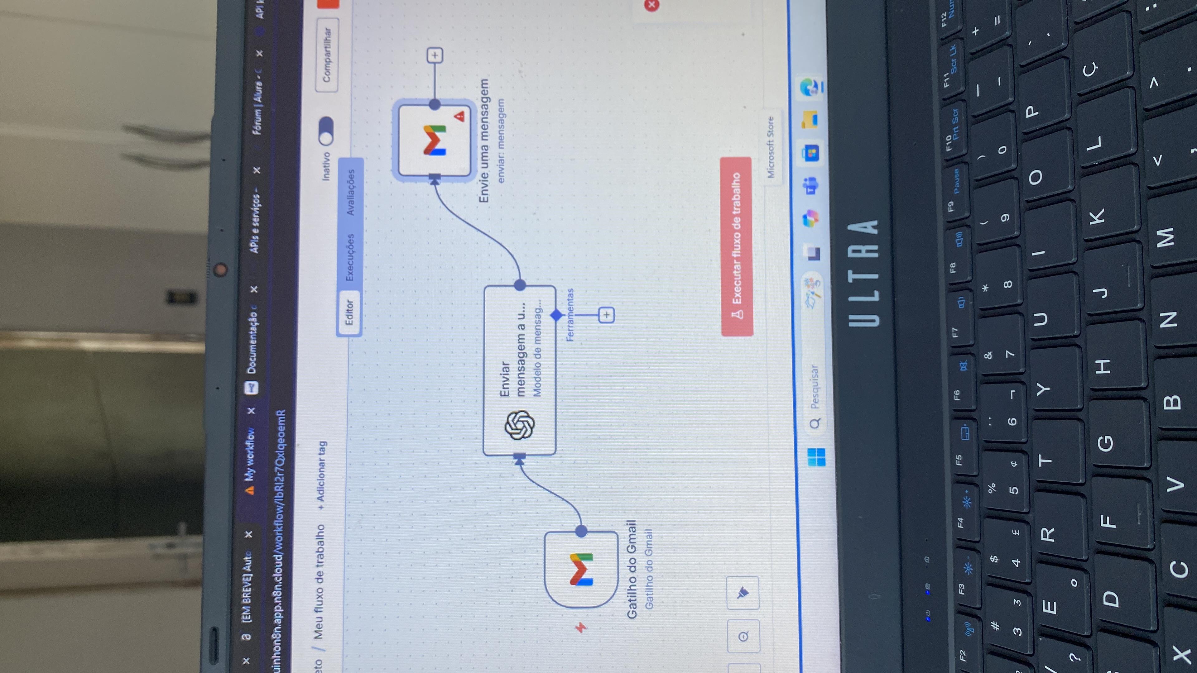 Insira aqui a descrição dessa imagem para ajudar na acessibilidade