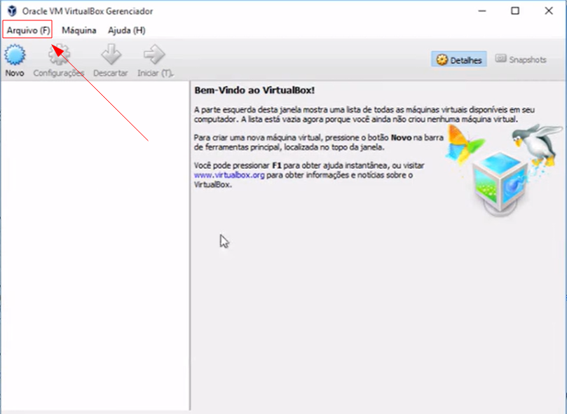 Screenshot da tela da VirtualBox com destaque na opção "Arquivo"