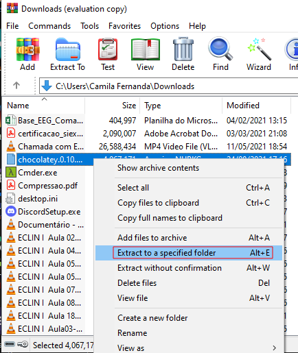 Screenshot da tela do WinRAR, com destaque no arquivo chocolatey.0.10.15.nupkg selecionado na opção 'Extract to a specified folder (Alt + E)' da lista que aparece ao clicar no botão direito do mouse.