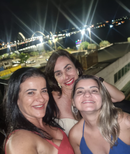 Insira aqui a descrição dessa imagem para ajudar na acessibilidade