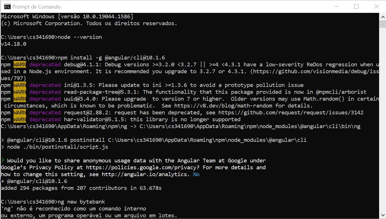 Tela preta de linha de comando com os comandos npm install -g @angular/cli@10.1.6 e depois o comando ng new bytebank, com o erro ng não é um comando interno  